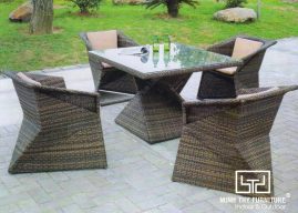 BÀN GHẾ CAFE NHỰA GIẢ MÂY MT2A149