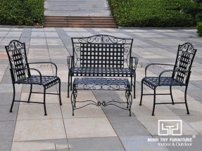 Mẫu bàn ghế sắt cổ điển đẹp cho không gian cafe
